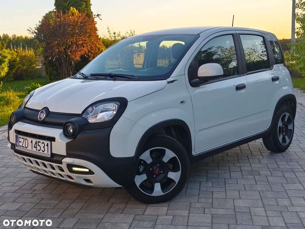 Fiat Panda 1.0 Hybrid City Cross - 1