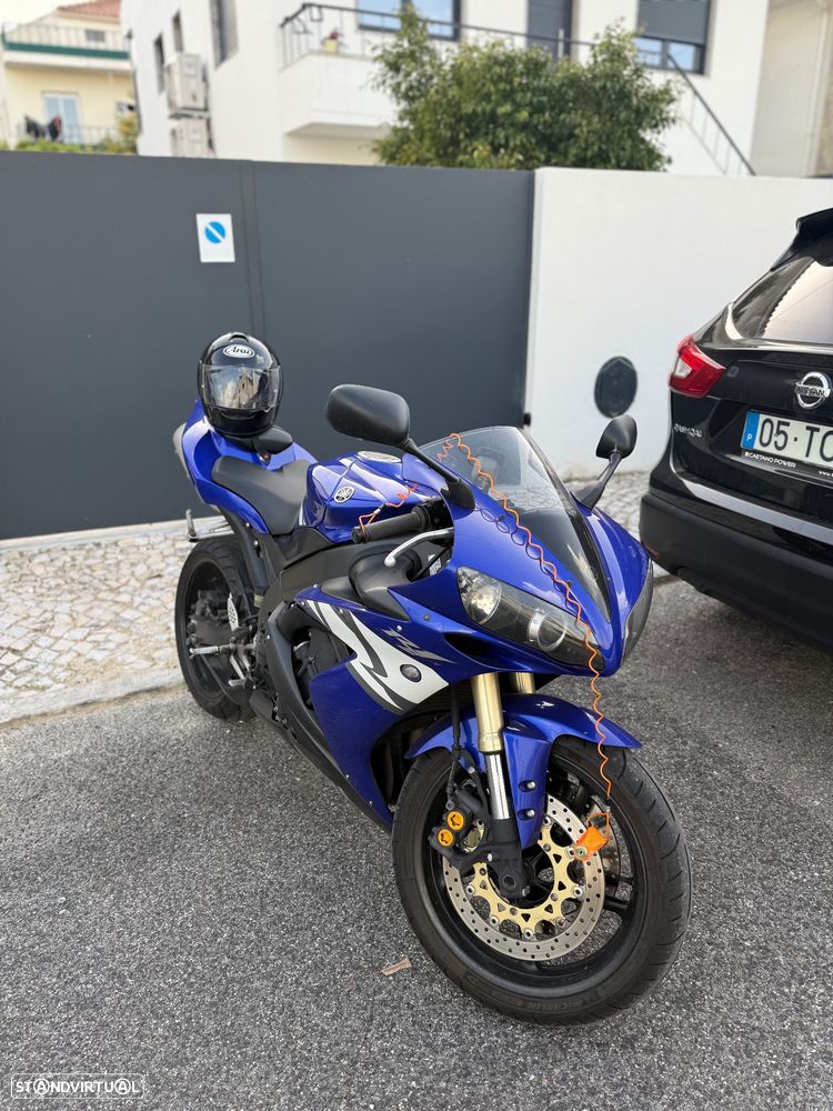 Yamaha YZF - 2