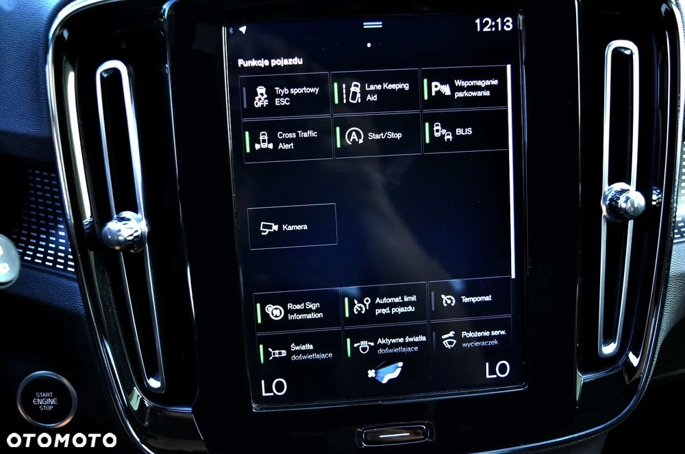 Volvo XC 40 T3 R-Design - 29