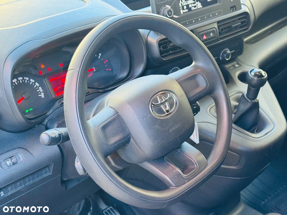 Toyota ProAce City - 21