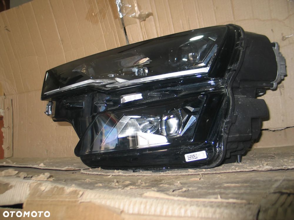 lampa lewy przod skoda karoq lift 21r- 57B941035B - 9