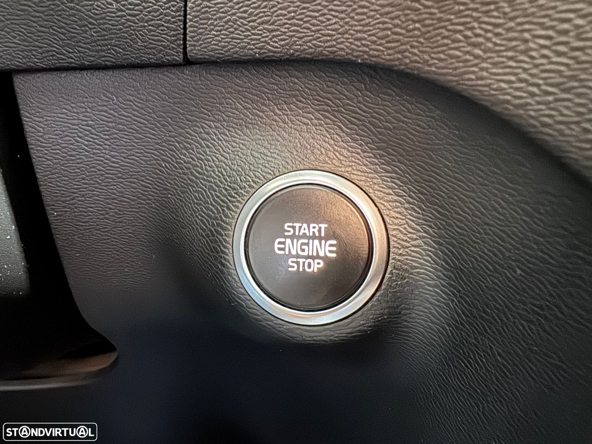 Volvo XC 40 2.0 D3 Momentum Plus Geartronic - 20