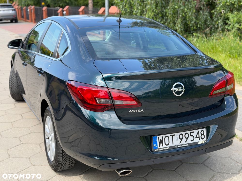 Opel Astra 1.4 T Active - 9