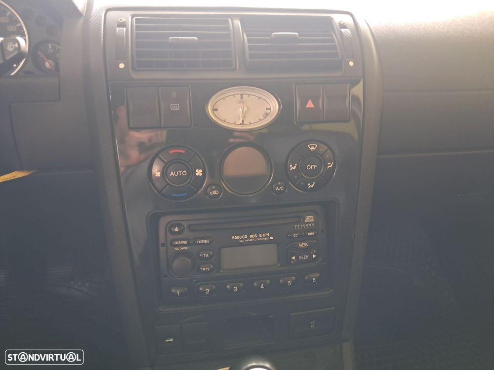 Ford Mondeo 2.0 TDdi Ghia - 8