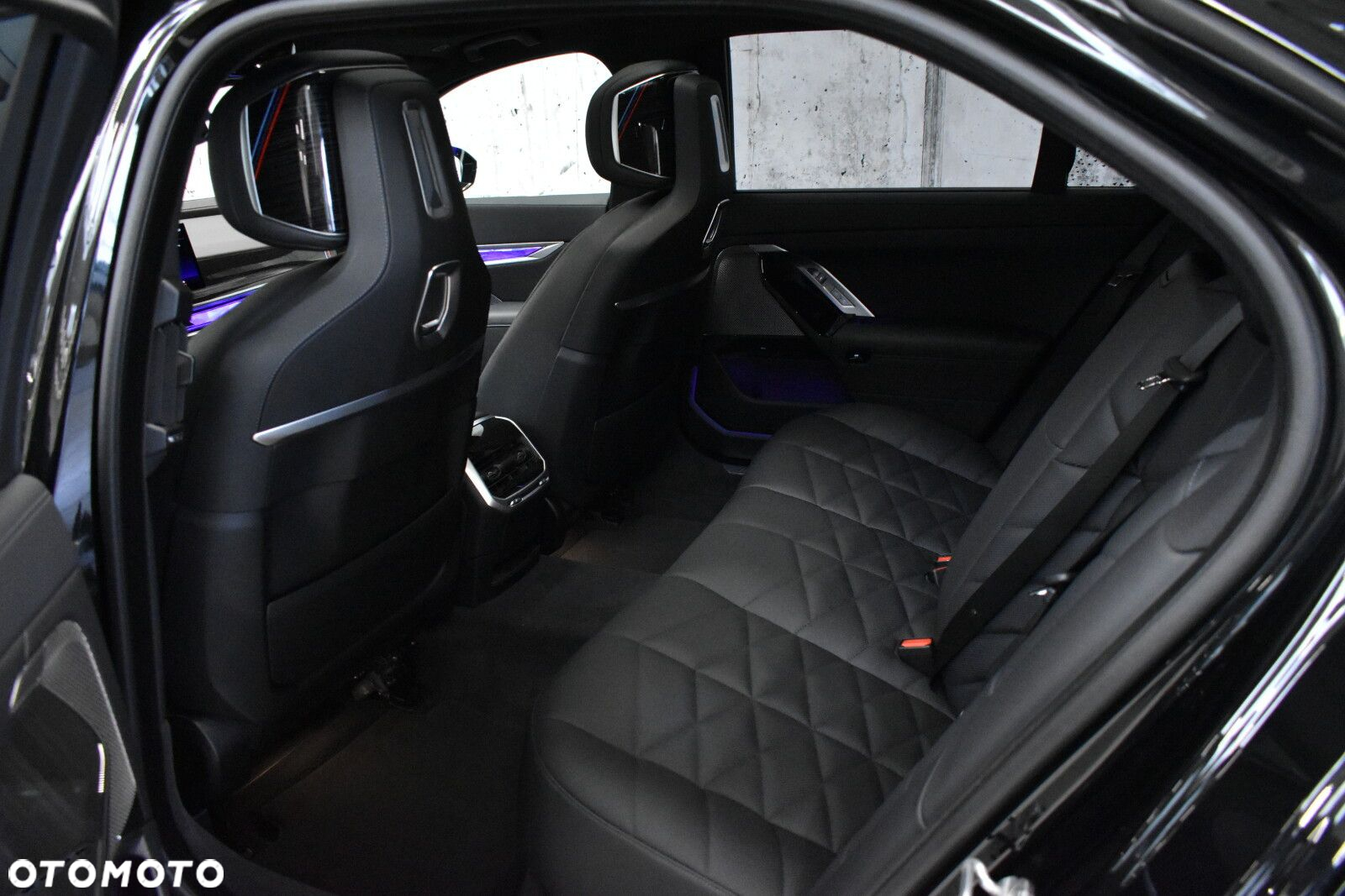 BMW Seria 7 - 22