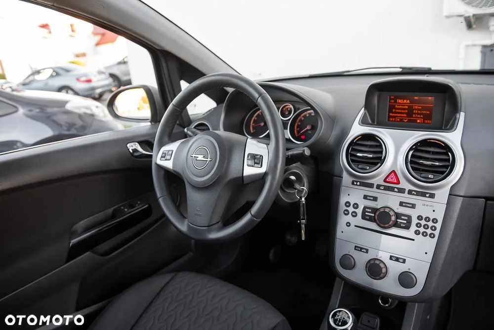 Opel Corsa - 24
