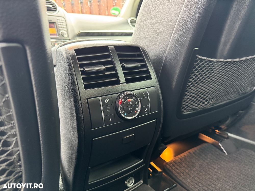 Mercedes-Benz GL 350 BlueTEC 4Matic 7G-TRONIC - 28