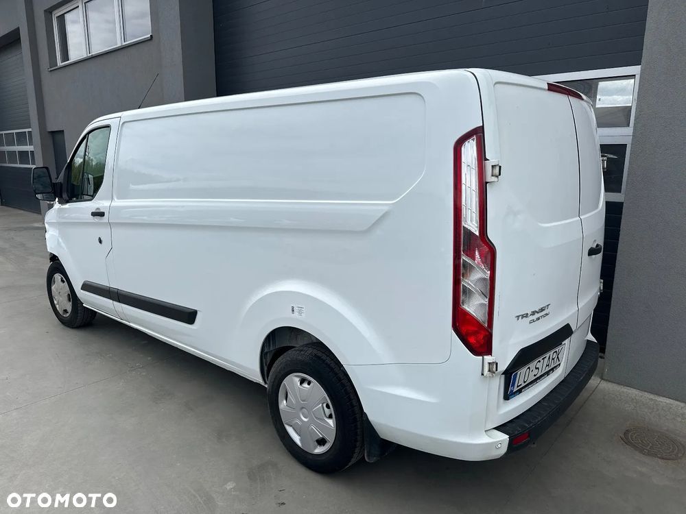 Ford TOURNEO CUSTOM - 1