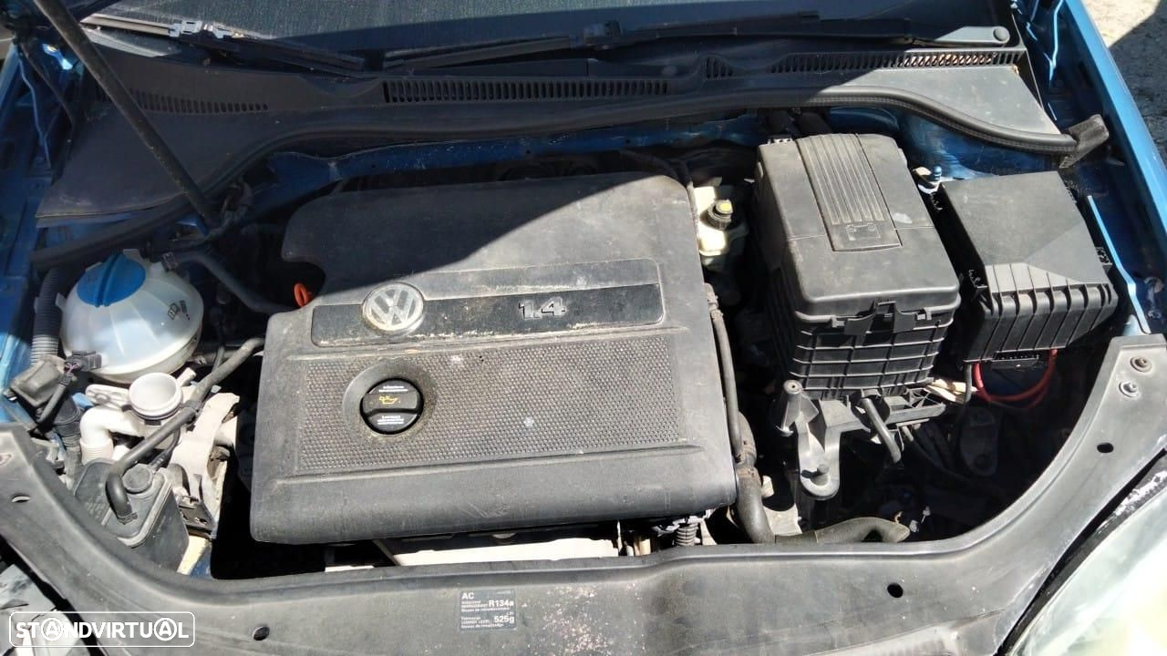 VW GOLF V (1K1)  1.4 FSI Disponível para peças | 2003 - 2006 - 6