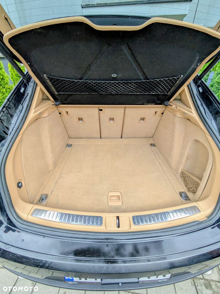Porsche Macan - 9