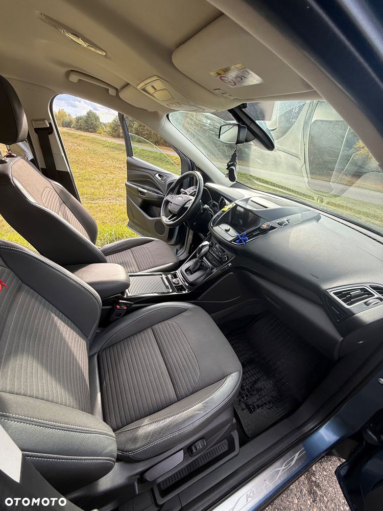 Ford Kuga - 14