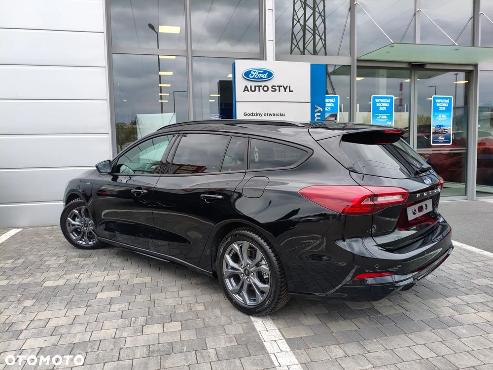 Ford Focus 1.0 EcoBoost mHEV ST-Line X - 39