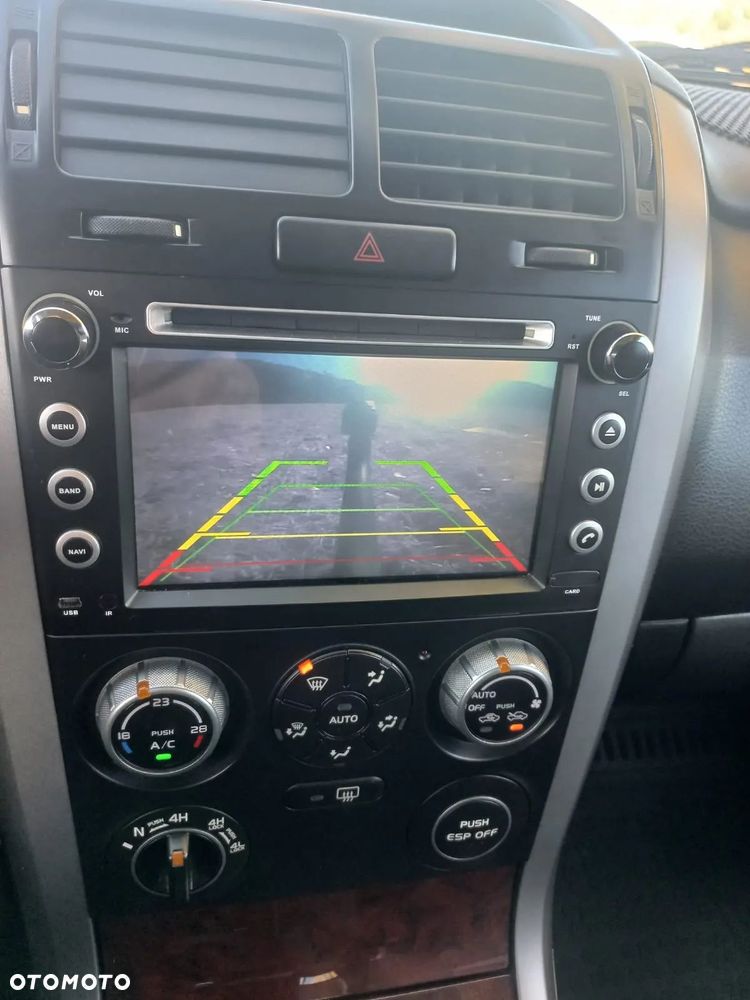 Suzuki Grand Vitara 2.0 - 13