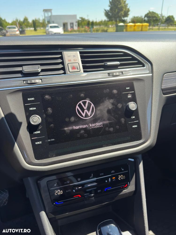 Volkswagen Tiguan 2.0 TDI SCR DSG 4Motion Elegance - 23