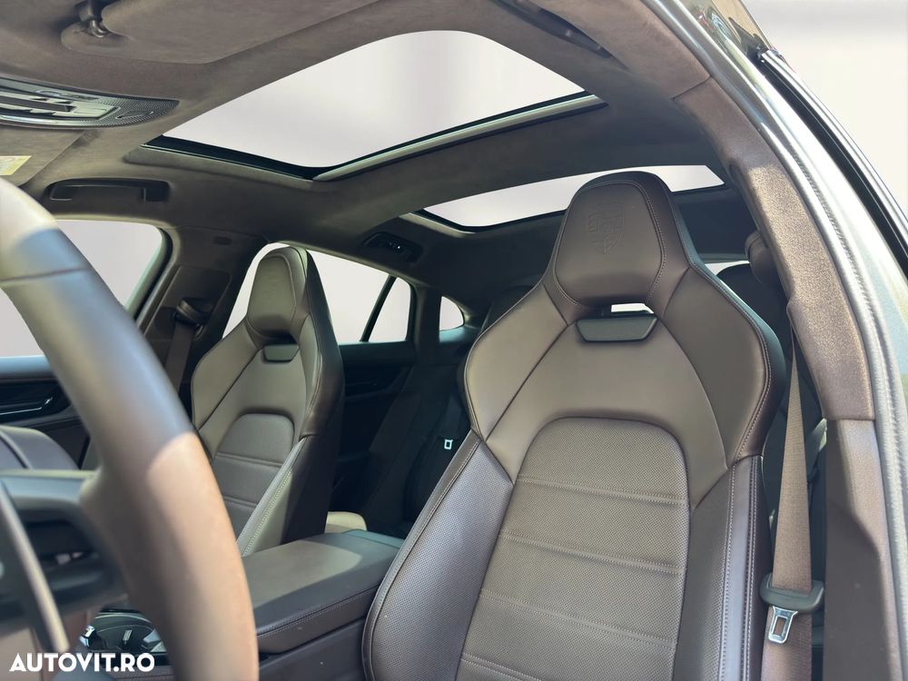 Porsche Panamera 4 - 23