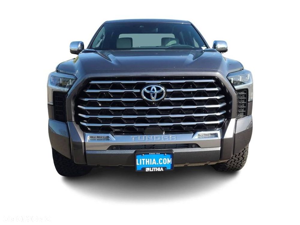 Toyota Tundra - 25
