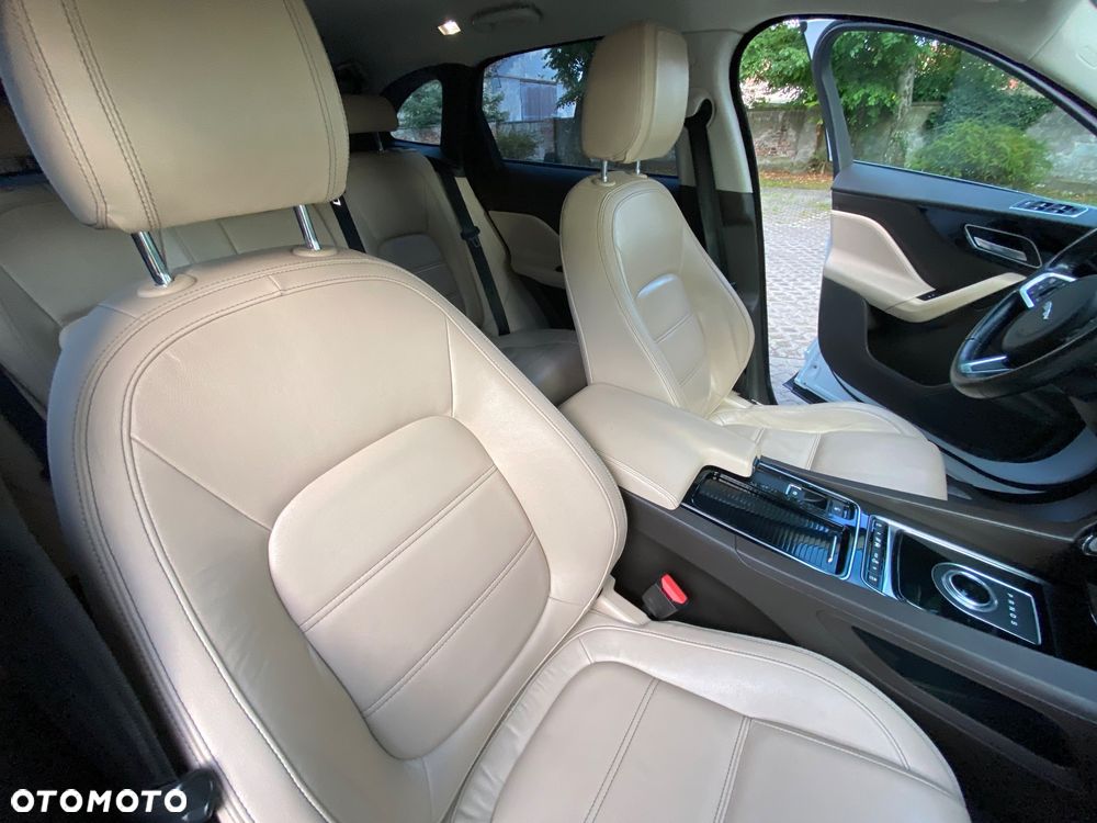 Jaguar F-Pace 2.0 i4D RWD Prestige - 14