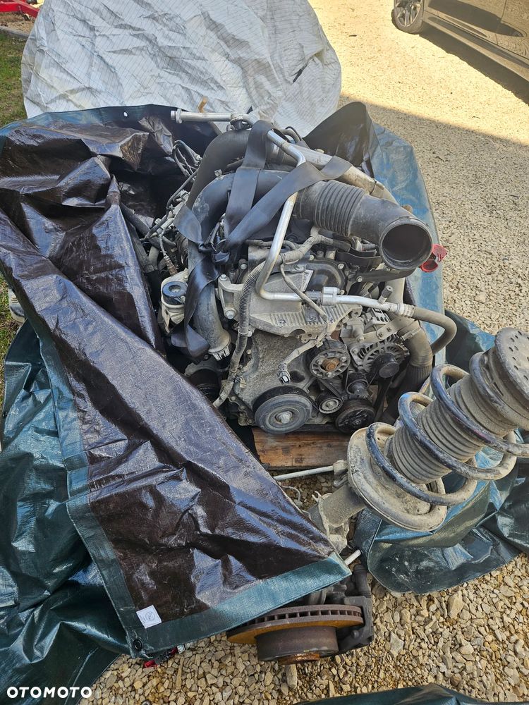 Renault Master silnik 2.3dci  kompletny z osprzetem +skrzynia biegow - 6