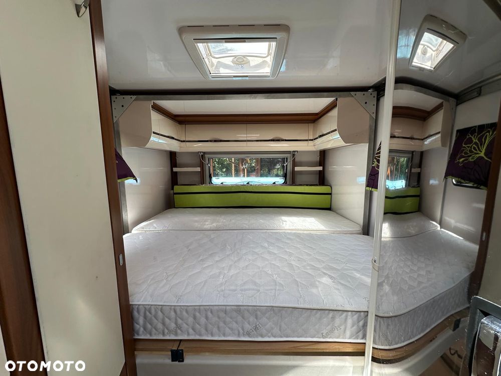 Mercedes-Benz Sprinter Kamper Półintegra Hobby - 38