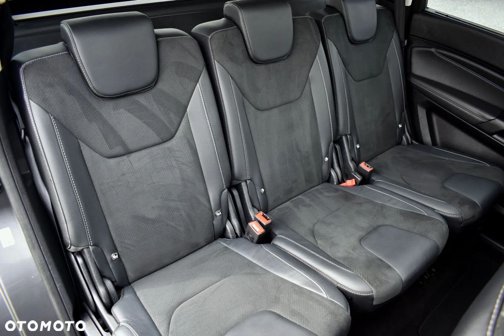 Ford S-Max 2.0 TDCi Titanium PowerShift - 38