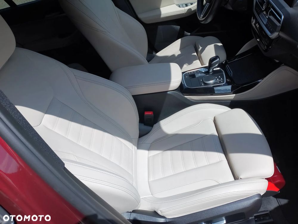 BMW X4 - 16