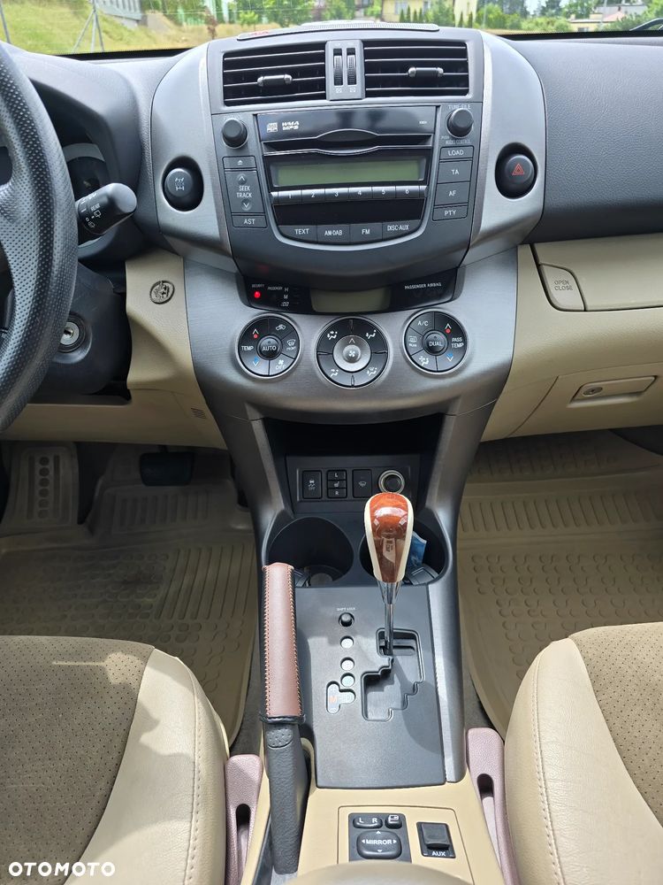 Toyota RAV4 2.0 VVT-i Premium MS - 13