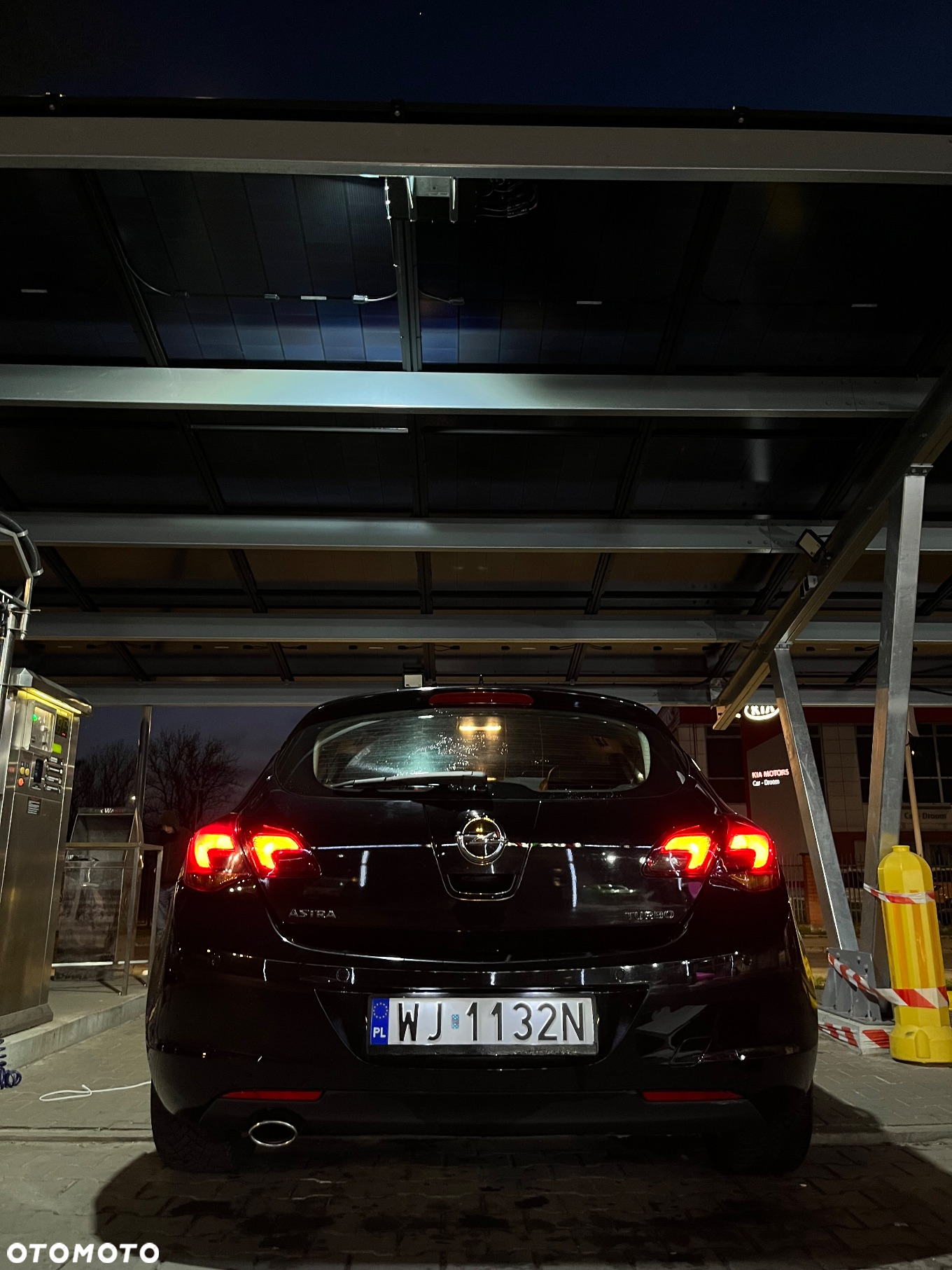 Opel Astra IV 1.6 T Cosmo - 14