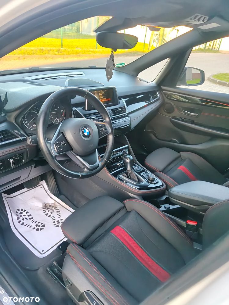 BMW Seria 2 218d Sport - 8