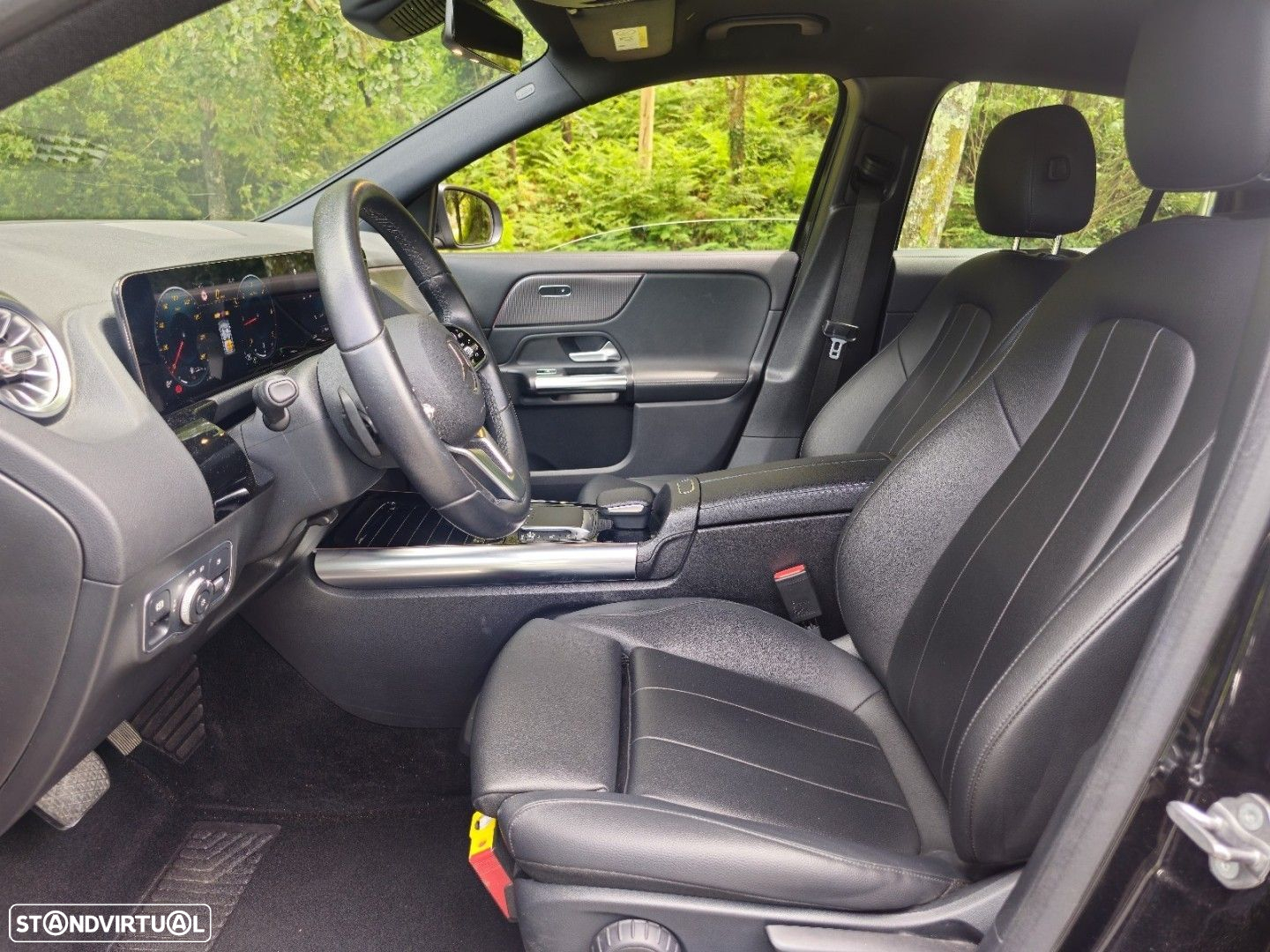 Mercedes-Benz GLA 180 d 8G-DCT - 16