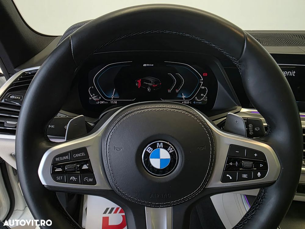 BMW X5 xDrive45e - 17