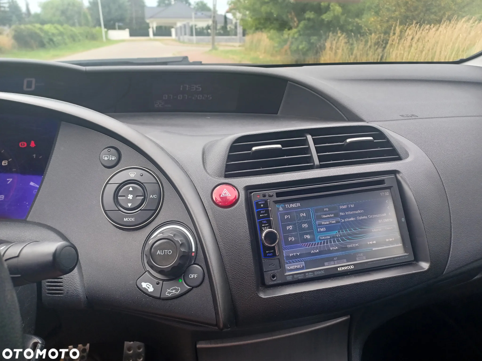 Honda Civic 1.8i-VTEC 50 Jahre Edition - 8