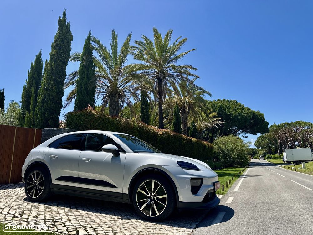 Porsche Macan Electric - 7