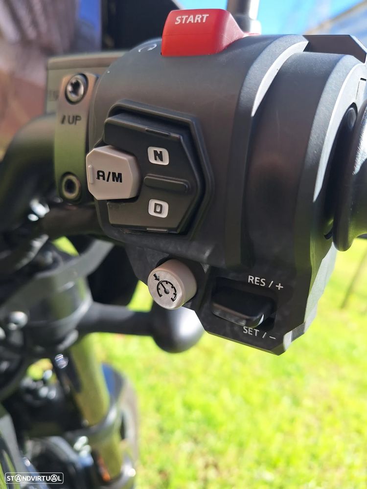 Honda CMX Rebel 1100 - 5