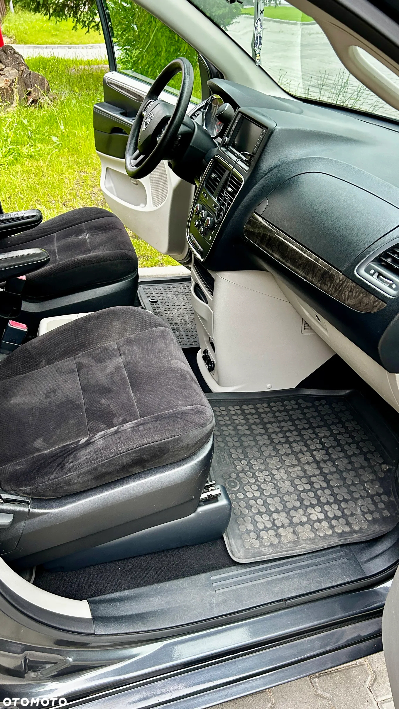 Dodge Grand Caravan 3.6 Express - 12