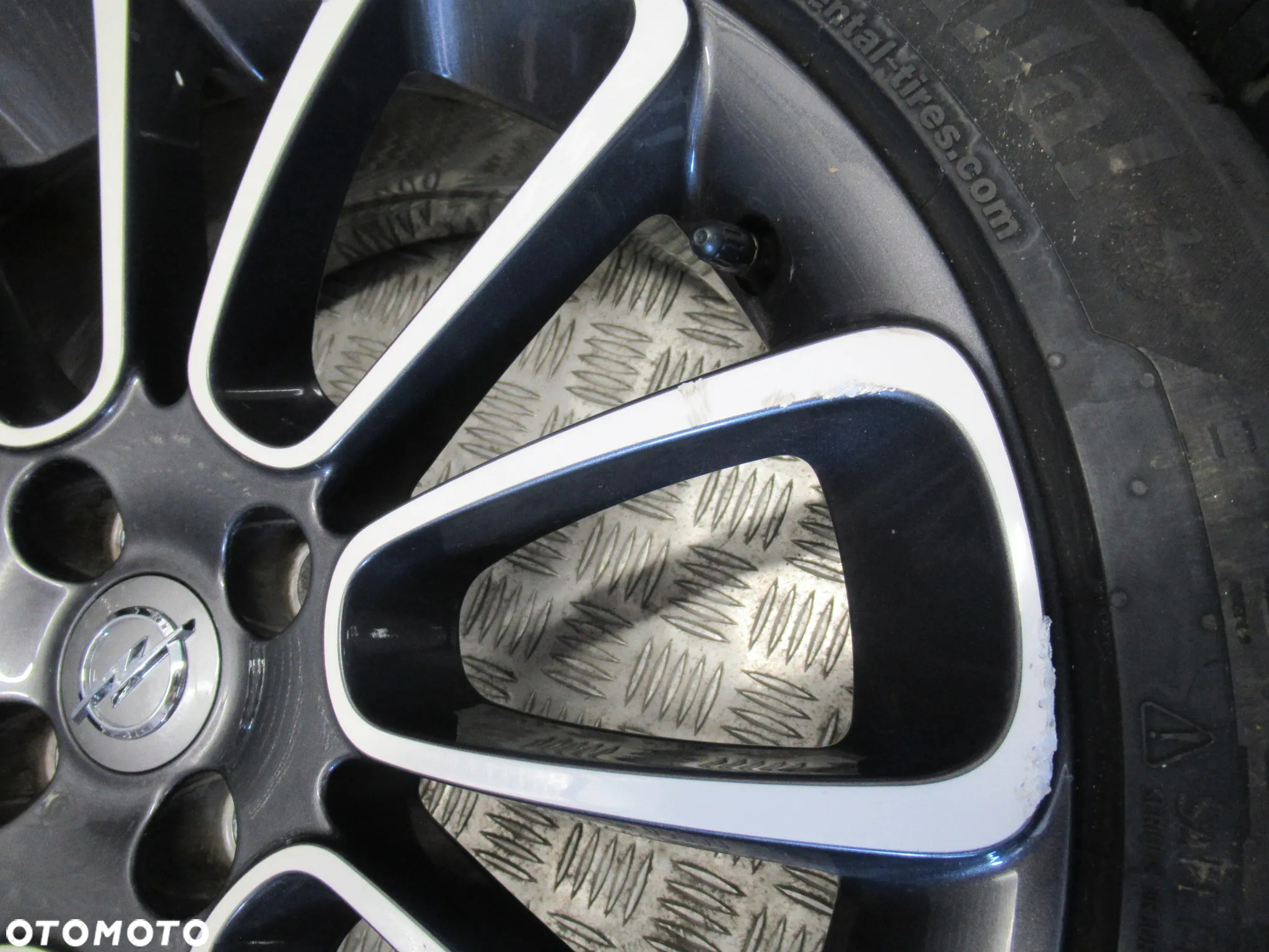 Koła Opel Adam Corsa E Adam Rocks 7Jx17 et44 4x100 CZUJNIKI - 7