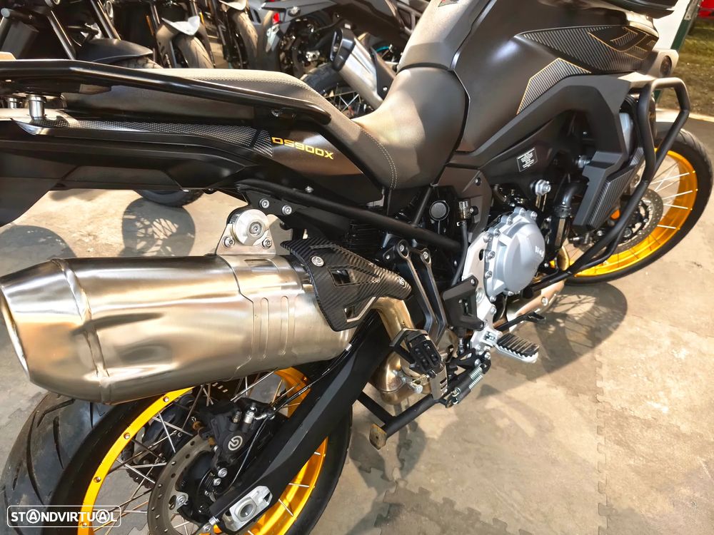 Voge 900DSX Black Knight - 5