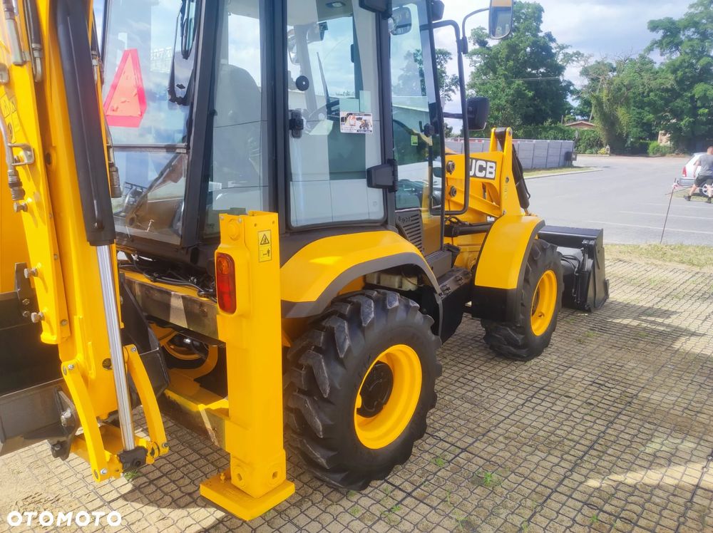 JCB 3CX Compact 10L4WS - 4