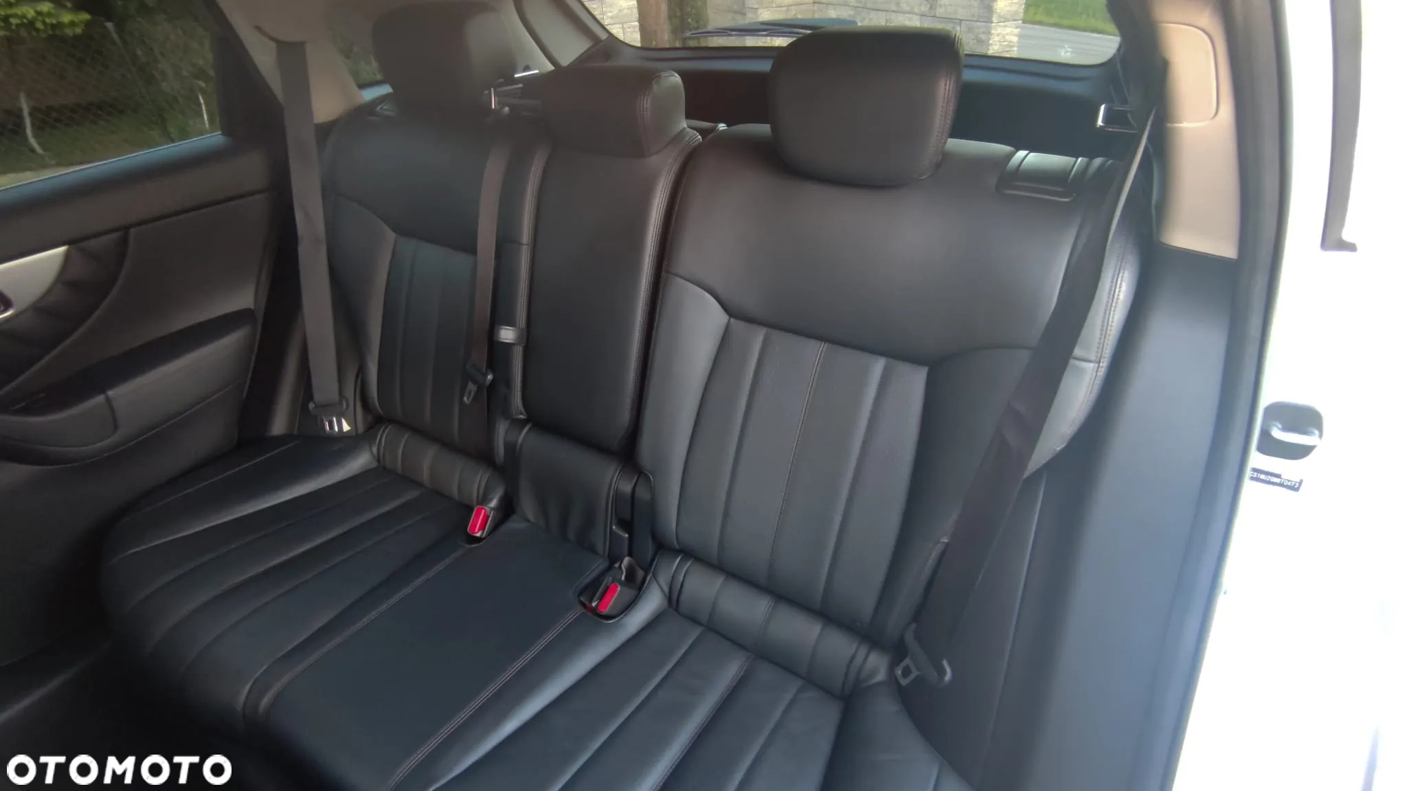 Infiniti QX70 3.7 GT - 21