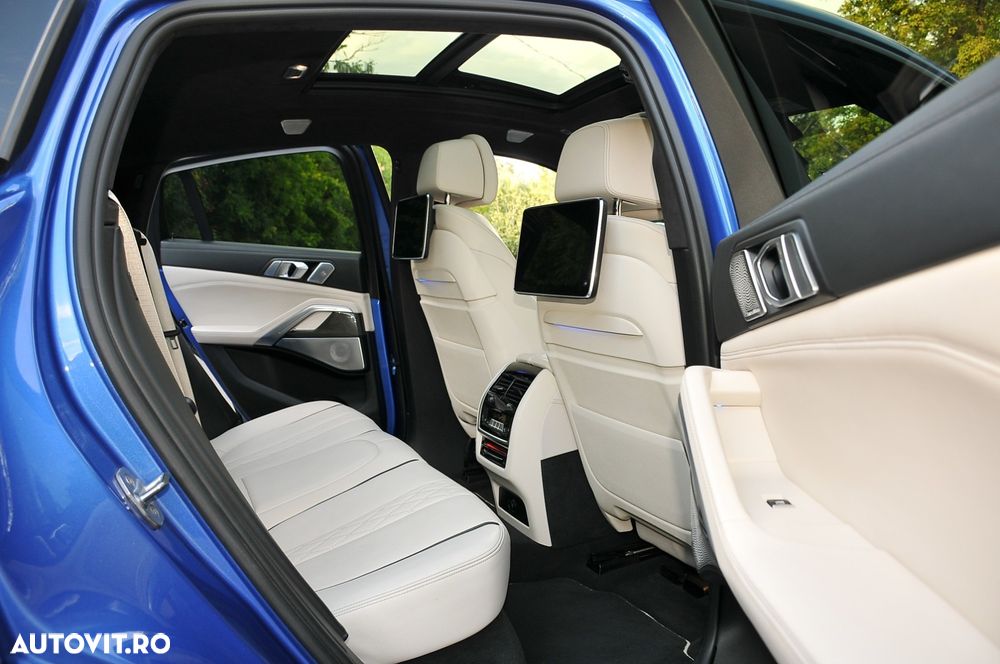 BMW X6 xDrive30d - 9