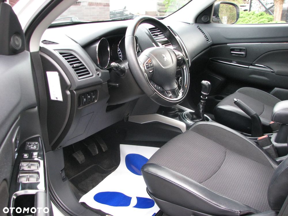 Peugeot 4008 - 16
