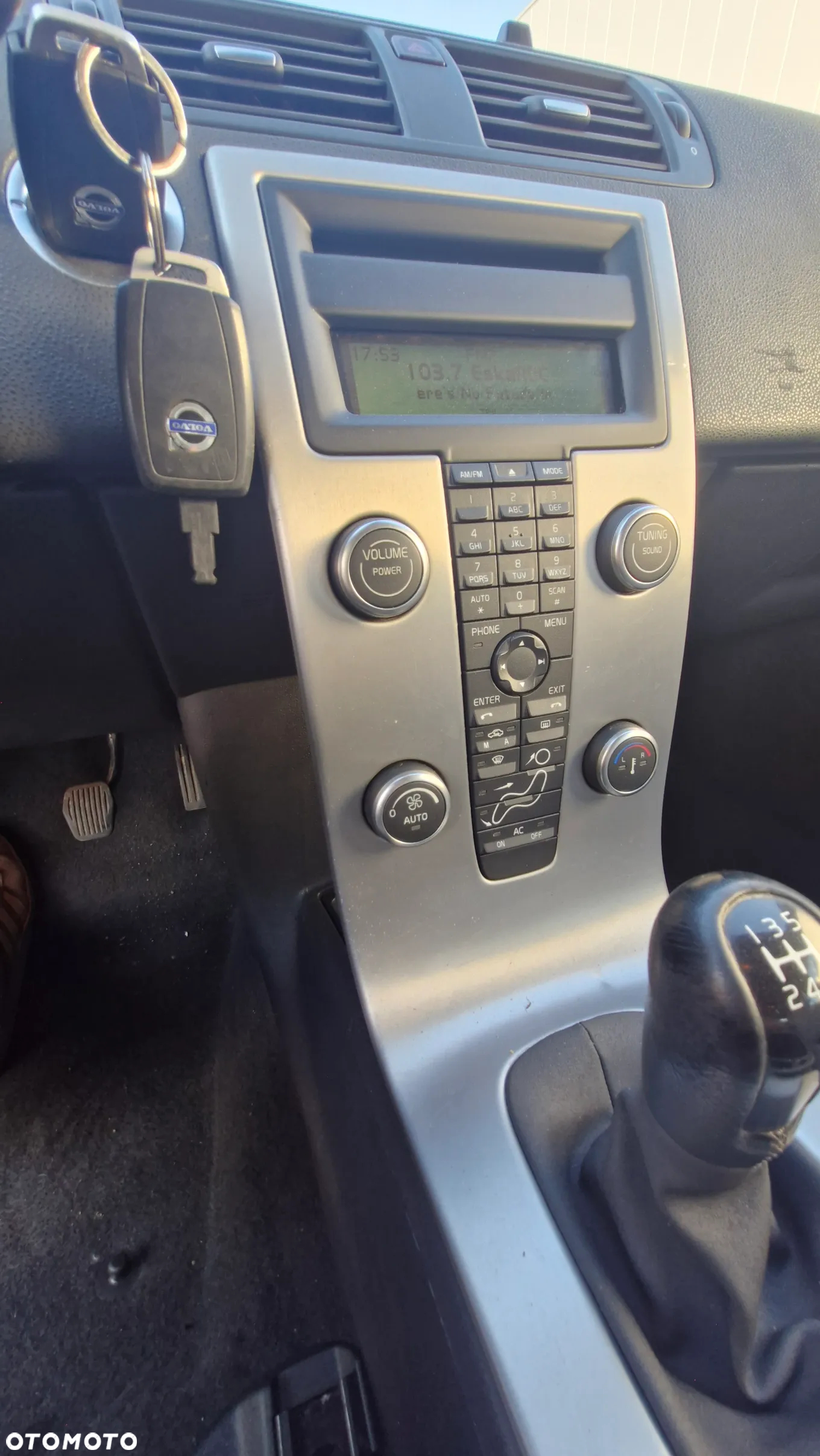 Volvo V50 1.6D DPF DRIVe Momentum - 13