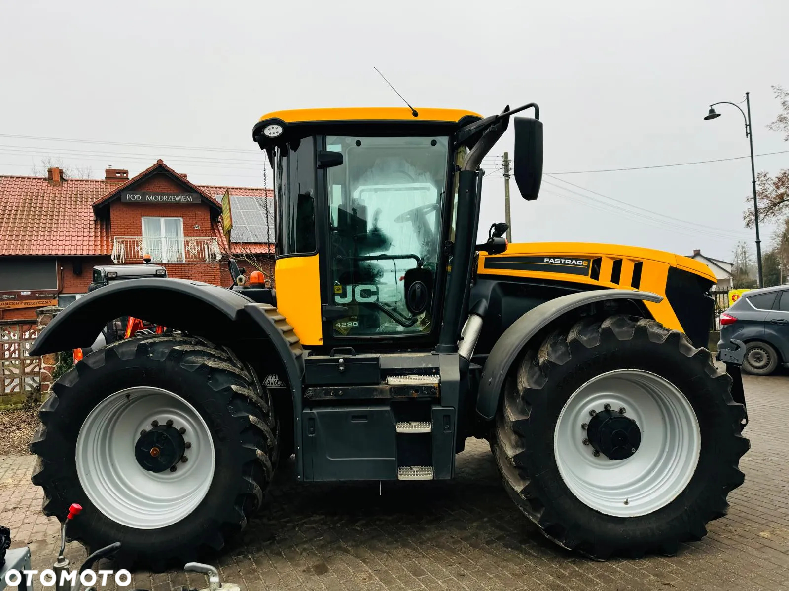 JCB FASTRAC 4220 - 6