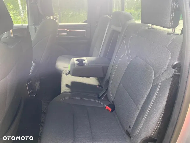 RAM 1500 Crew Cab Shortbed Bighorn - 16