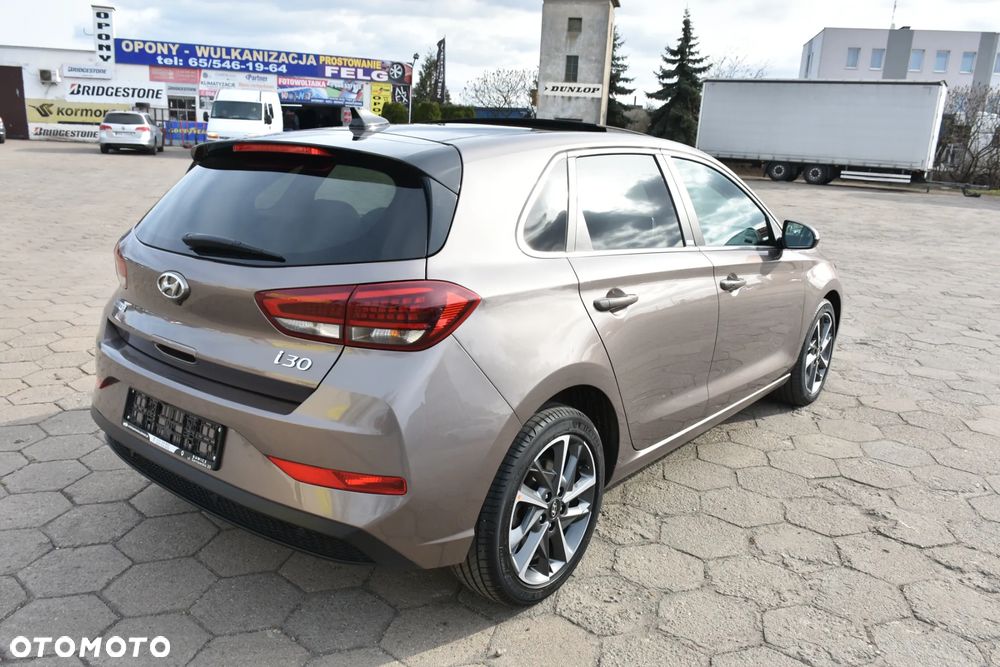 Hyundai i30 1.5 T-GDI 48V-Hybrid Prime - 9