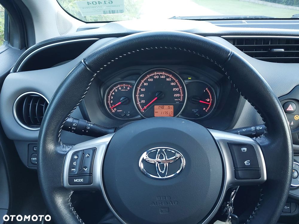 Toyota Yaris 1.33 Premium - 20