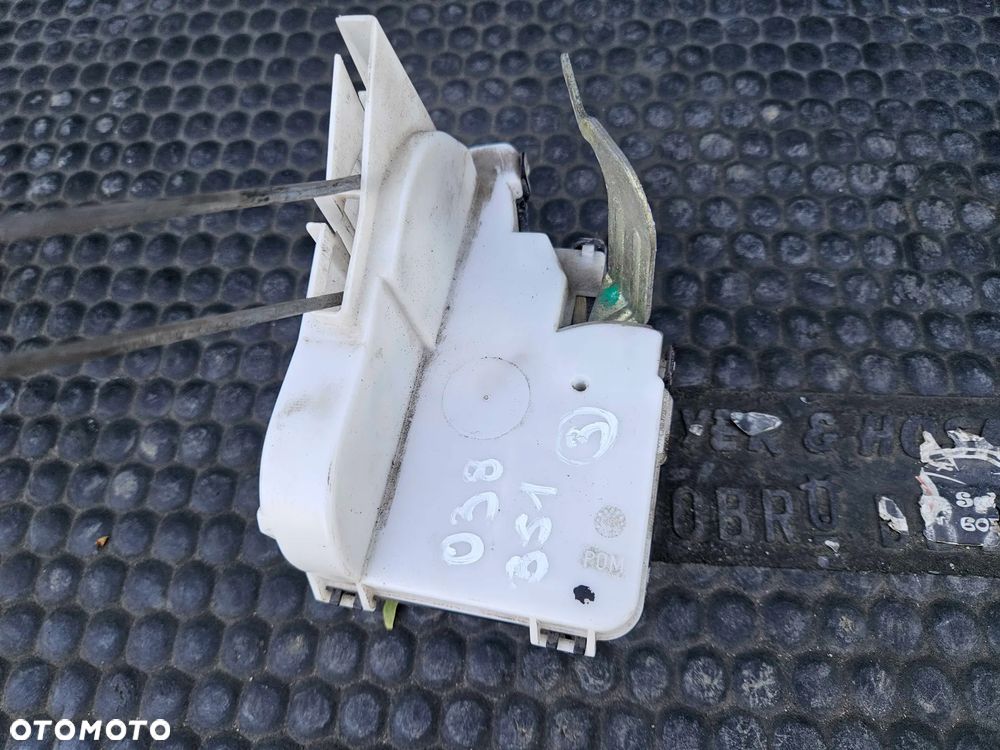 Zamek Drzwi 6K4839015 6K4839016 Lewy Prawy Tylny Tyl EU Seat Cordoba I 1 Ibiza II 2 VW Caddy II 2 - 5