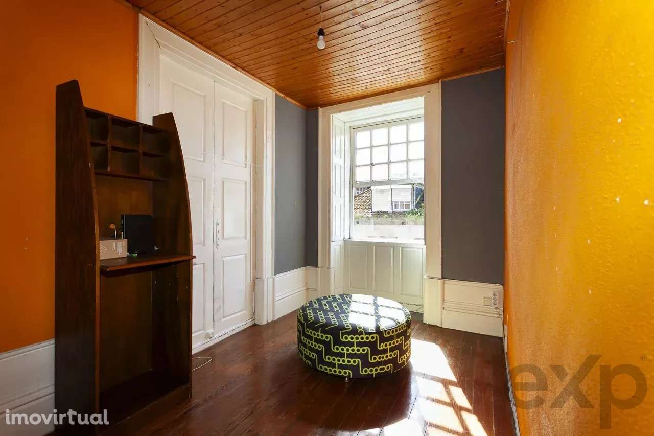 Elegância Clássica e Localização de Excelência no Porto - Grande imagem: 3/27