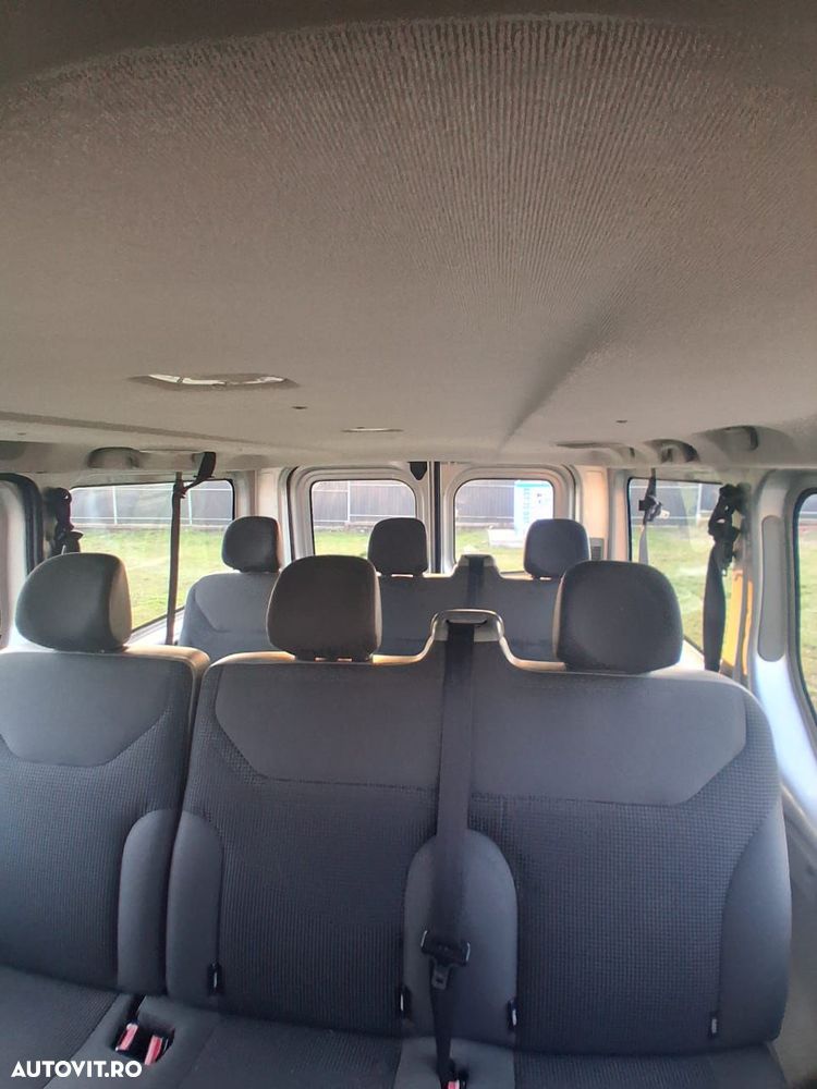 Opel Vivaro - 9
