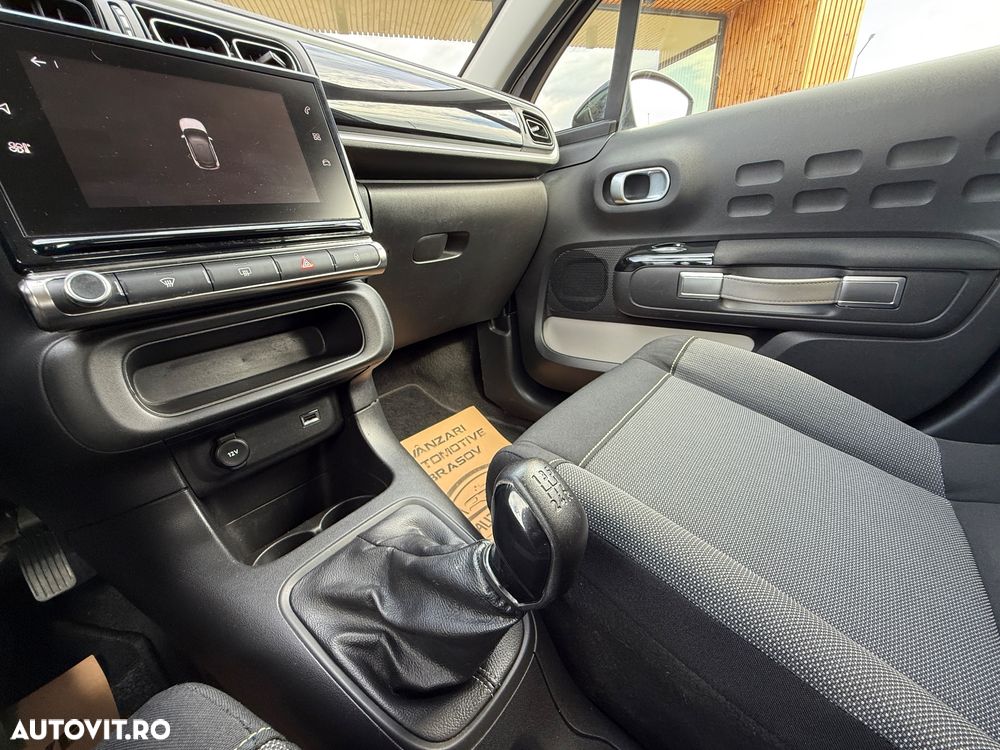 Citroën C3 1.2 PureTech 100 S&S BVM6 PLUS - 23