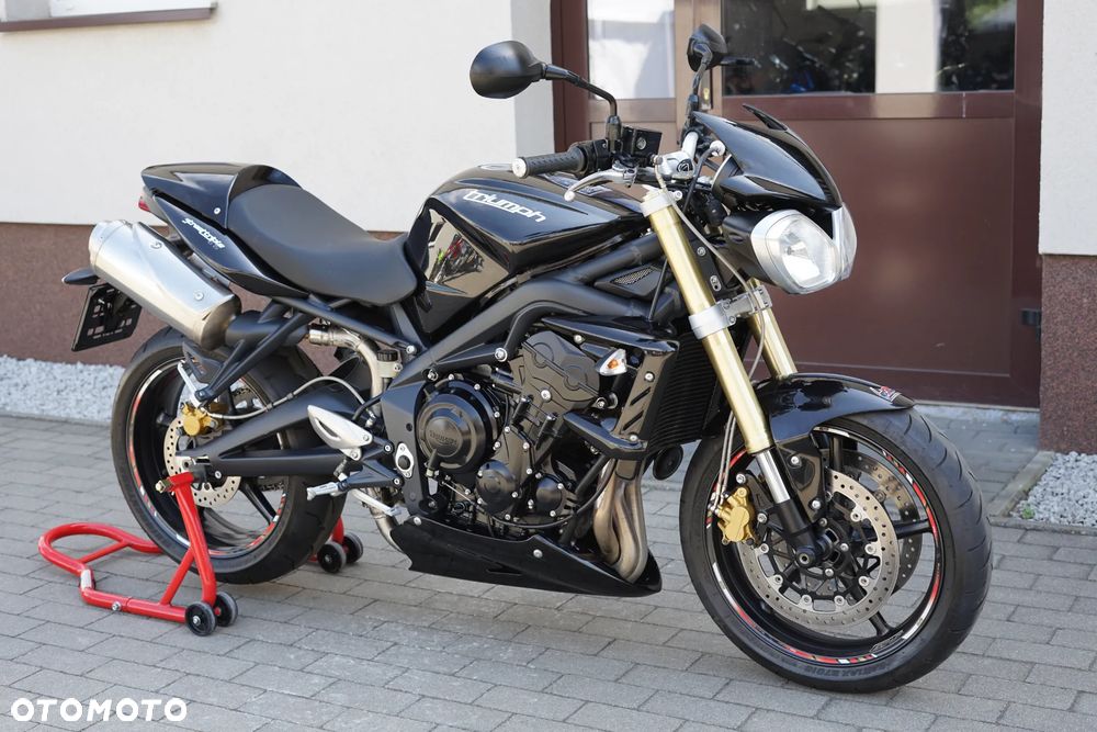 Triumph Street Triple - 2